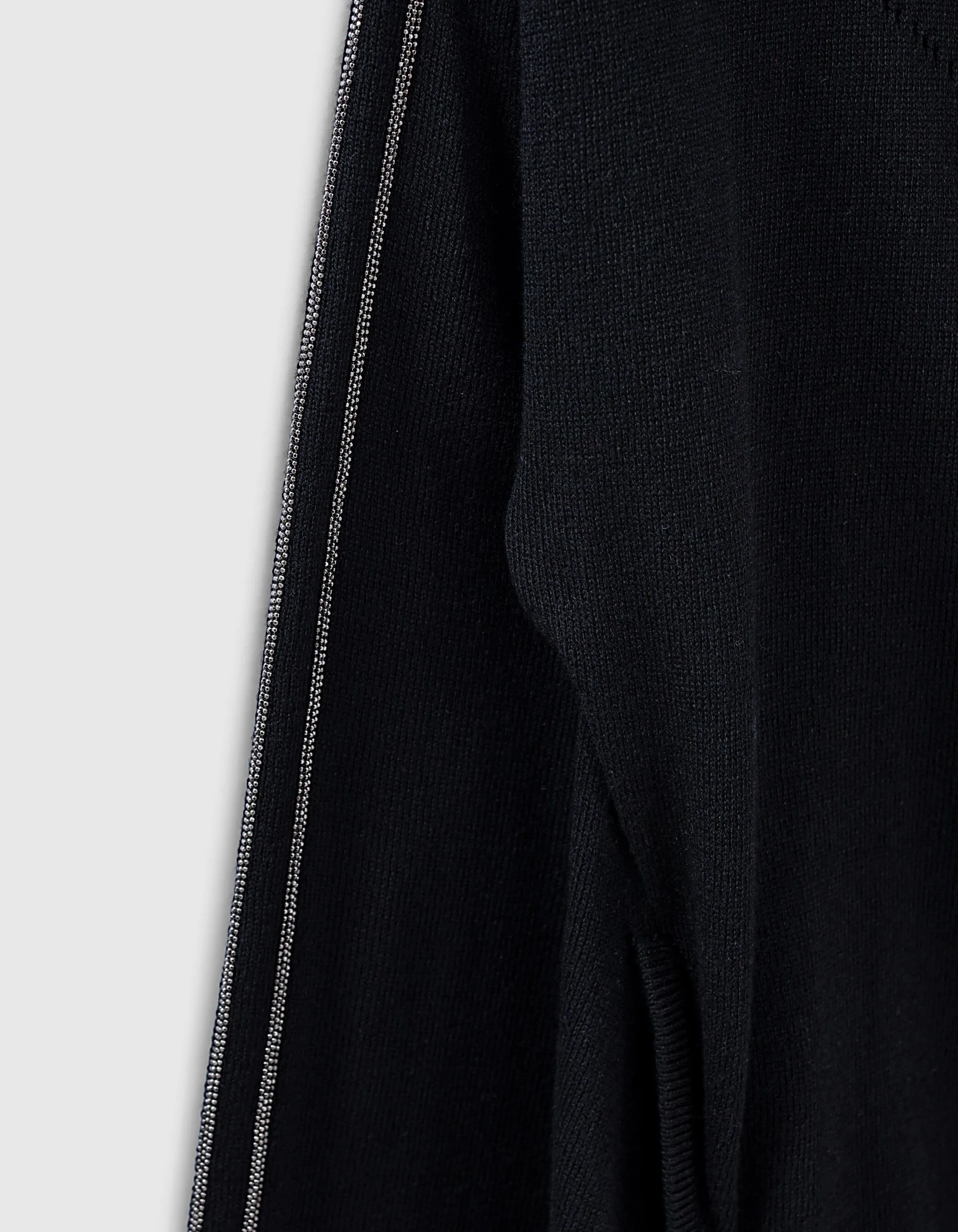 Cardigan à capuche noir détails bijoux femme