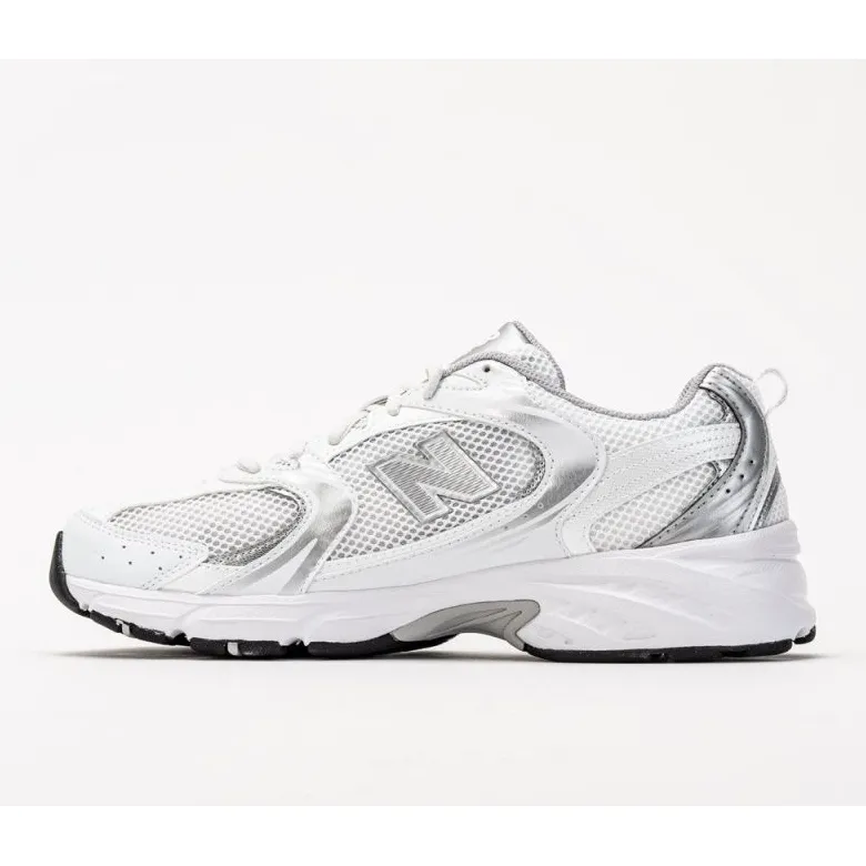 Chaussures New Balance U MR530EMA blanche