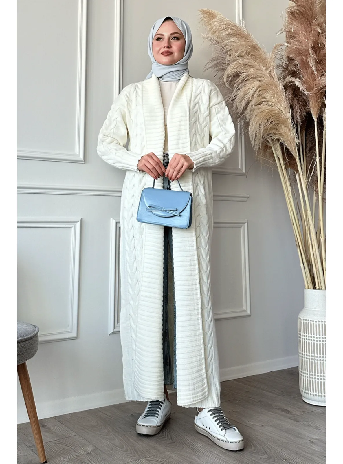 White - Knit Cardigan
